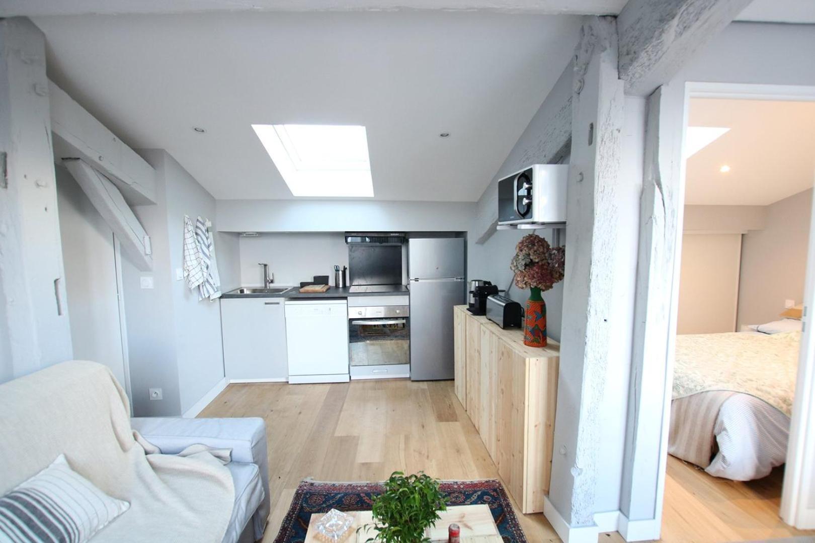 Guestready - Sunny Attic Apt Near Grand Theatre Bordeaux Kültér fotó