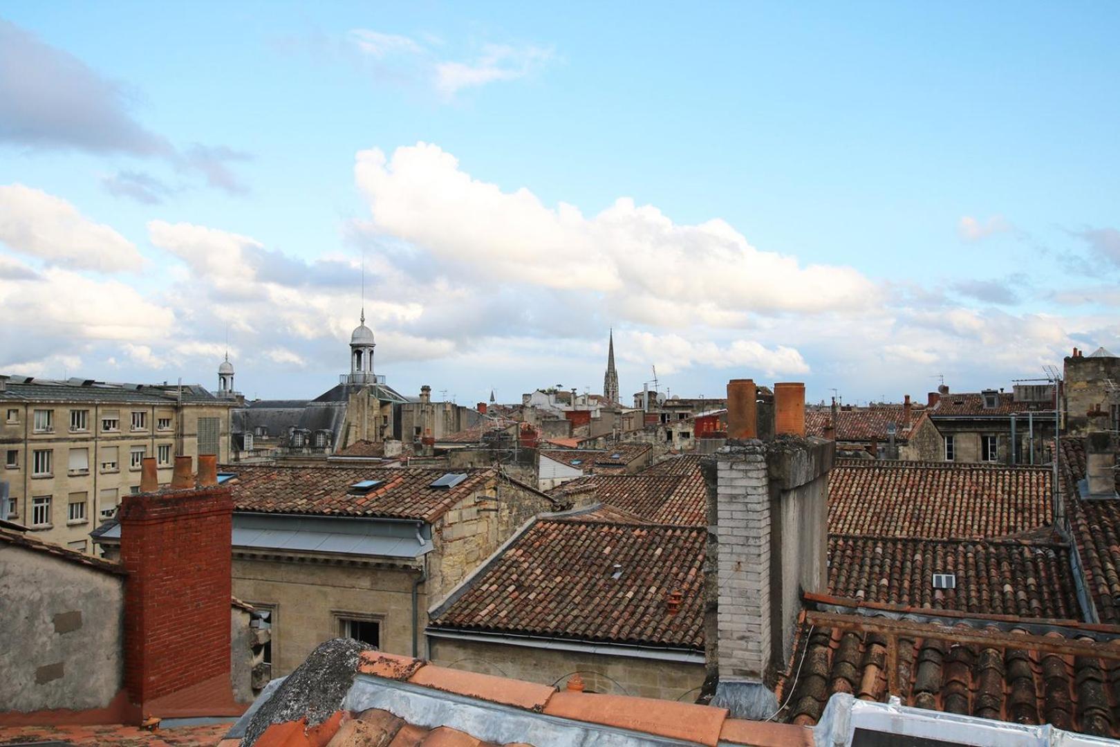 Guestready - Sunny Attic Apt Near Grand Theatre Bordeaux Kültér fotó
